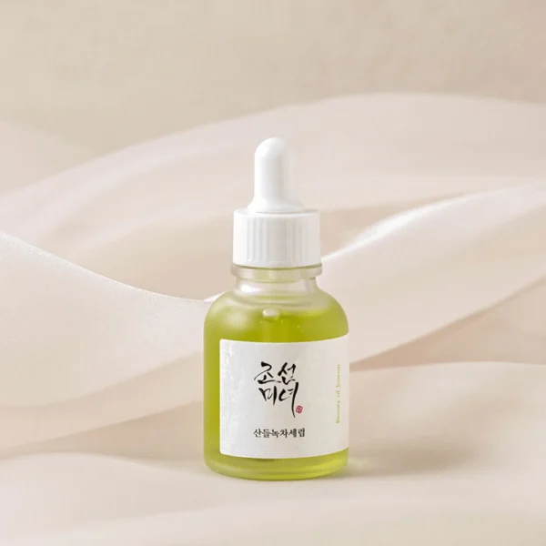 Green Tea + Panthenol Calming Serum – سيروم مهدئ بالشاي الأخضر والبانثينول - Image 3
