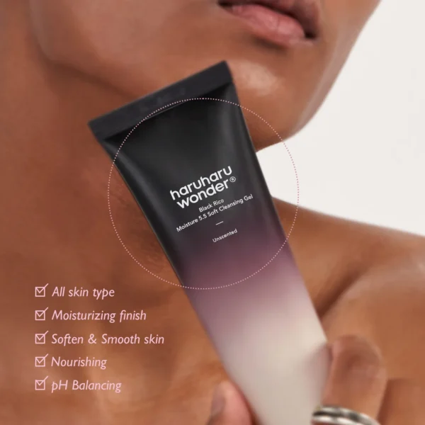 Haruharu Wonder – Black Rice Moisture 5.5 Soft Cleansing Gel | جل تنظيف صباحي بخلاصة الأرز الأسود - Image 3