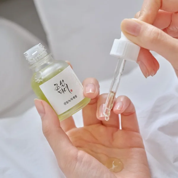 Green Tea + Panthenol Calming Serum – سيروم مهدئ بالشاي الأخضر والبانثينول - Image 4