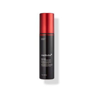 بخاخ تقشير الجسم, جلد الفراولة, حبوب الظهر, تنظيف الجسم, medicube, lactic acid, salicylic acid, niacinamide, علاج الحبوب الجسم, بخاخ الجسم الكوري, korean body spray, body peeling, body exfoliator, tea tree, centella asiatica, body care