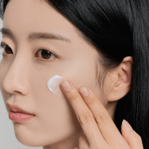 كريم كبسولة تفتيح البشرة - Tone Brightening Capsule Cream - Image 4
